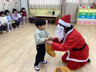 https://hoiku.shopro.co.jp/hoiku/img/2025/12/252162412202533570.jpg
