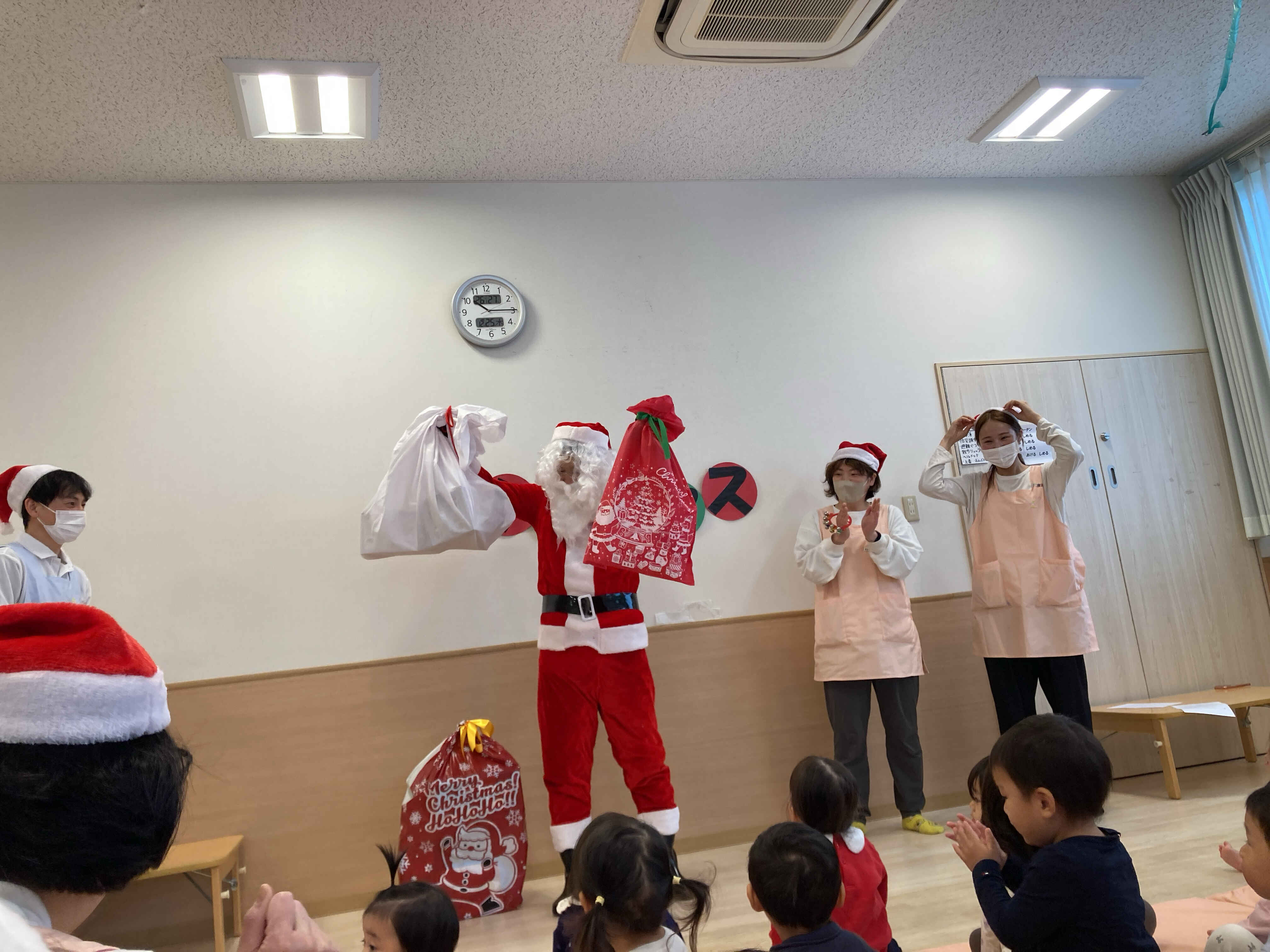 https://hoiku.shopro.co.jp/hoiku/img/2025/12/3919172612202553590.jpg