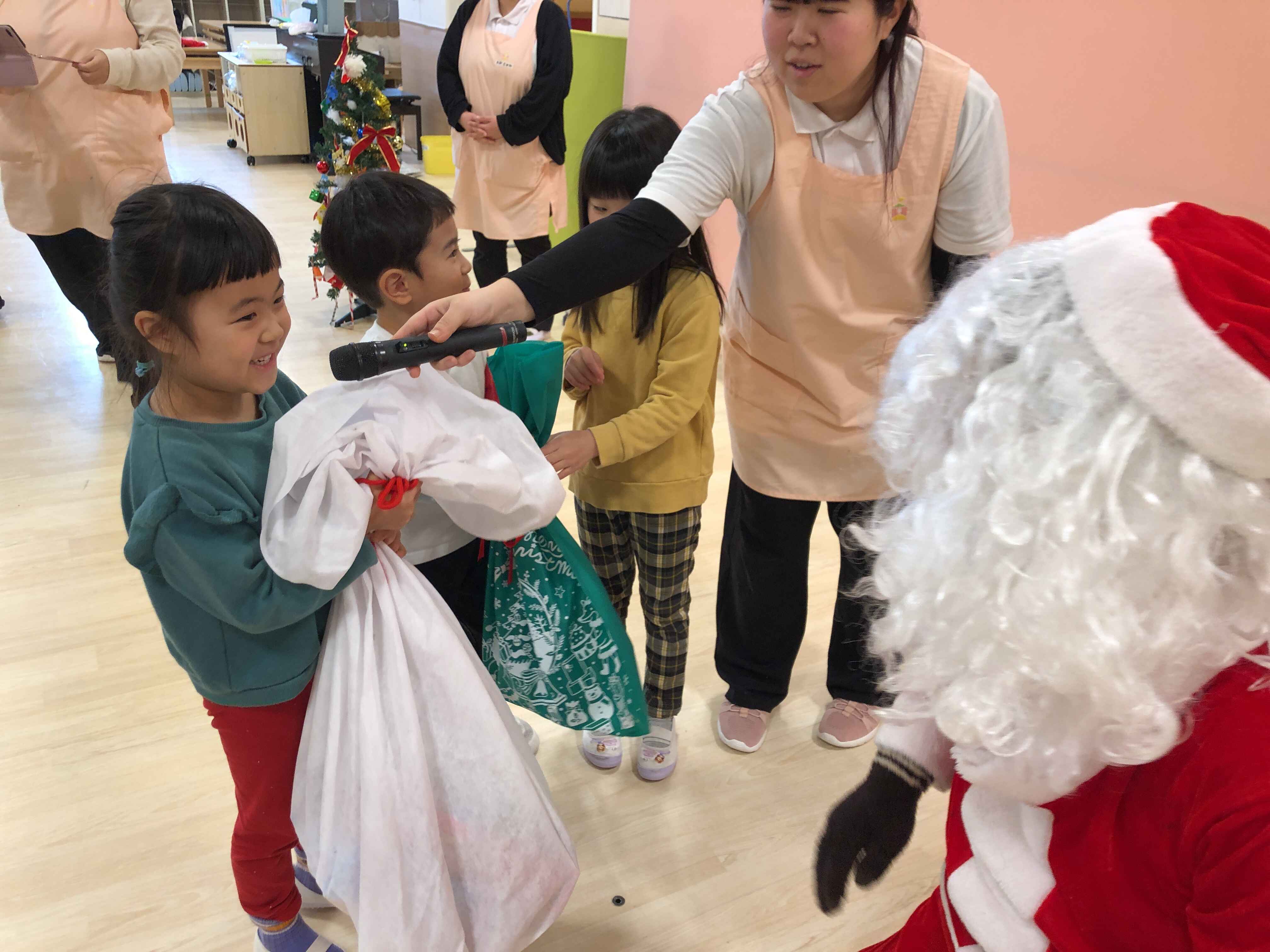 https://hoiku.shopro.co.jp/hoiku/img/2025/12/595202612202553590.jpg